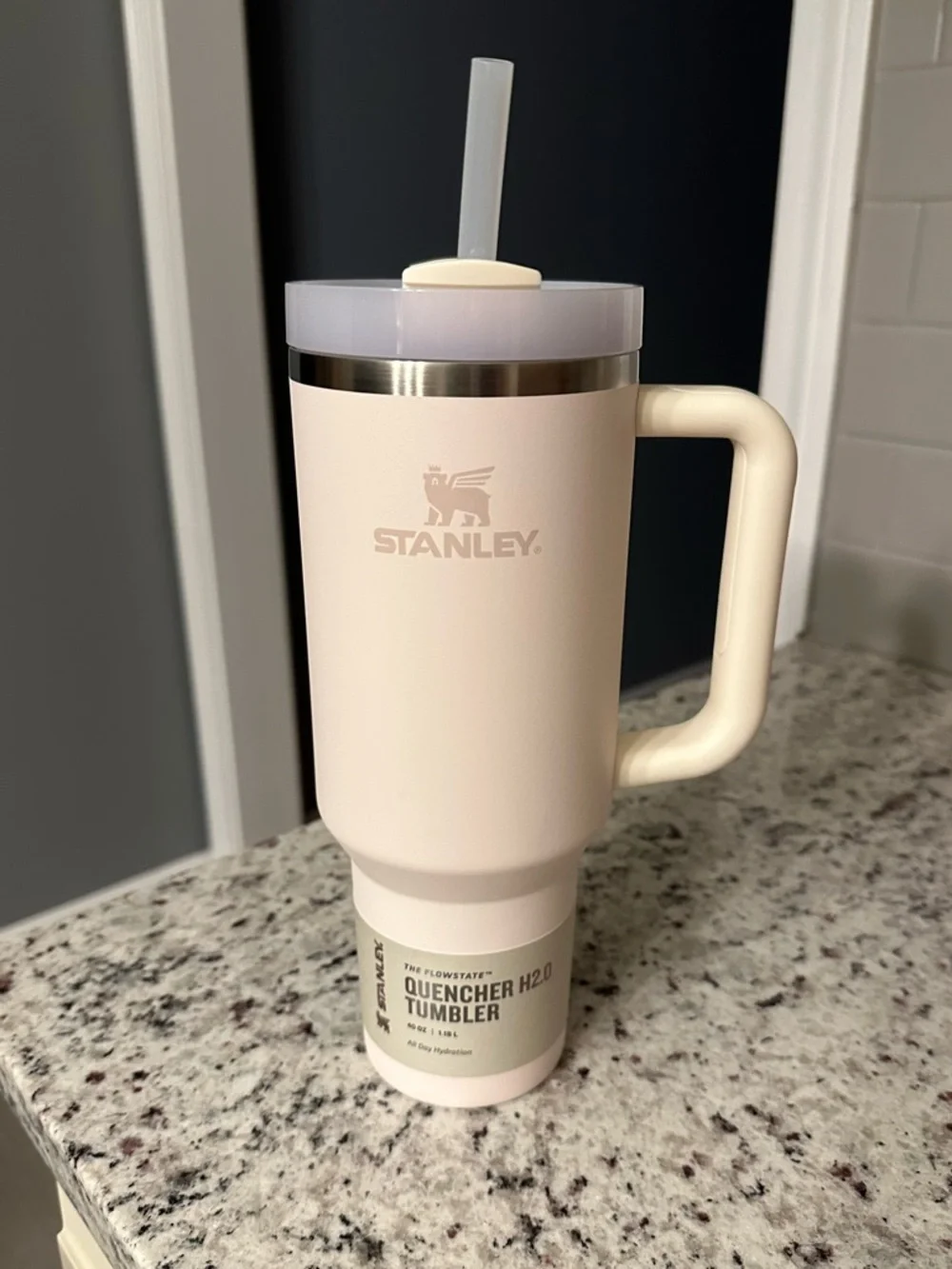 Cream with Blue Logo - Stanley 40 oz Quencher H2.0 Tumbler with Handle - Picture 1 of 11